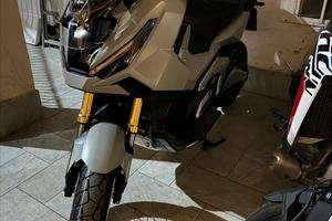 Honda X adv 750 2025