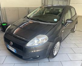 Fiat Grande Punto Grande Punto 1.2 Benz/GPL 5 port