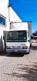Nissan Cabstar usato