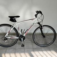 Bici Frera Trekking Shimano Pari al Nuovo