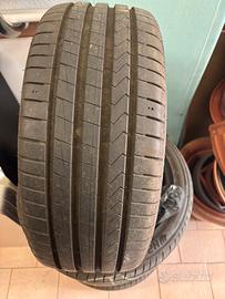 Gomme 225/45/17