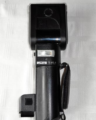 FLASH  METZ 76 MZ 5