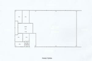 Capannone di 700 mq ad orta di atella