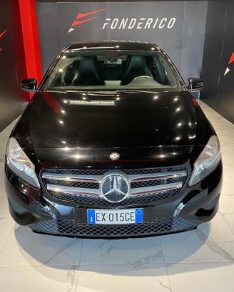 MERCEDES-BENZ A 160 CDI Dark Night Edition