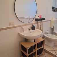 Arredamento bagno + specchio
