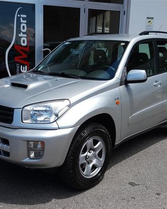 Toyota RAV 4 RAV4 2.0 Tdi D-4D cat 5 porte Sol