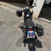 Triumph Bonneville t100 black