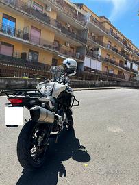 Benelli trk 502x