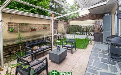 APPARTAMENTO CON TAVERNA, GIARDINO PRIVATO E BOX!!