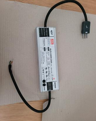 alimentatore mean well 2403 