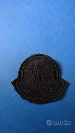 Moncler stemma nero è ricamato nero 