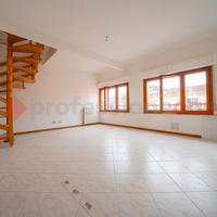 Appartamento Cecina [Cod. rif 027C4VRG]