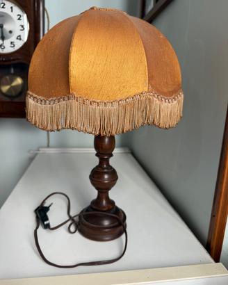 Lampada da tavolo vintage