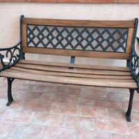 Panchina in ghisa e legno vintage