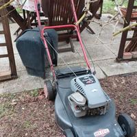 tagliaerba a scoppio 