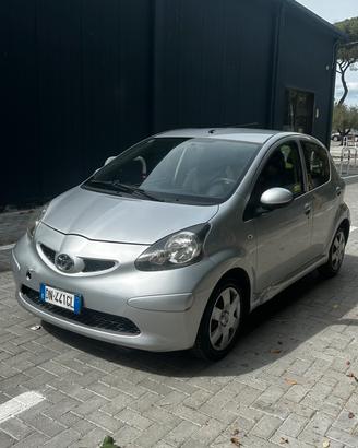 Toyota aygo 1.0 benzina