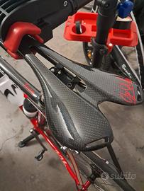 Bici da corsa de rosa