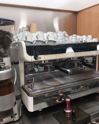 macchina caffè 2 gruppi con macinino 