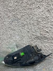 Faro anteriore sinistro Ford Fiesta 2003/06