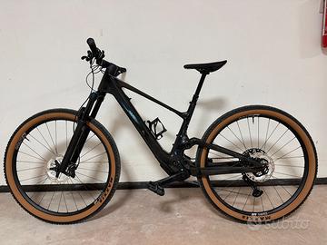 Scott Lumen 910 - 15 km all'attivo tg M