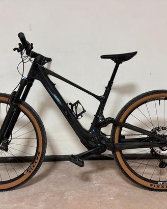 Scott Lumen 910 - 15 km all'attivo tg M