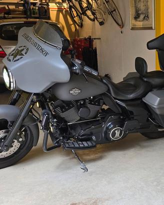 harley davidson street glide flhx