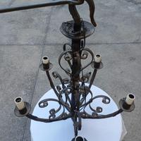 
Lampadario in ferro battuto 5 luci rustico/artig