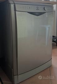 Lavastoviglie Indesit 60cm Inox - 6 Programmi