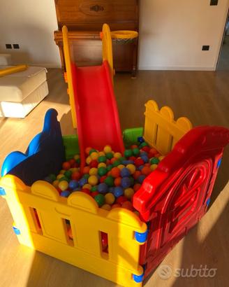 Scivolo bambini giardino palline