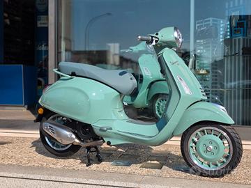 Piaggio Vespa 125 Primavera 80 anniversario