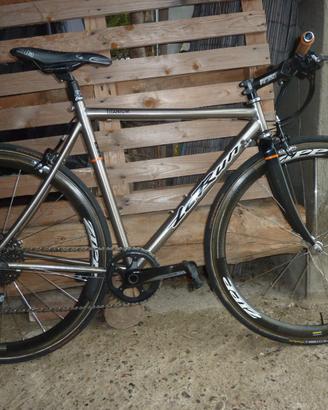 bici telaio titanio
