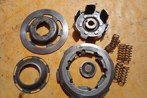 Frizione 6 molle vespa HP anche per elaborazione