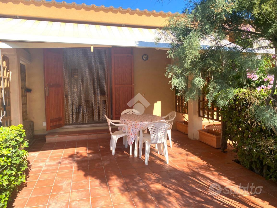 3 LOCALI A STINTINO - Vista 2