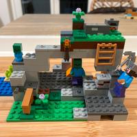 LEGO Minecraft La caverna dello zombie