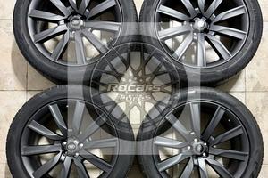Cerchi e pneumatici 21 Land Rover Velar F-Pace