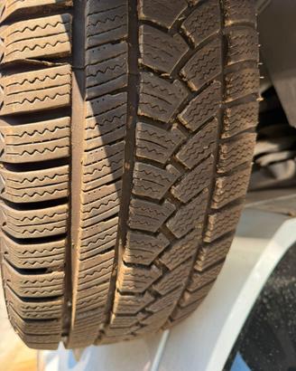 4 GOMME NUOVE COMPLETI DI CERCHI