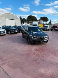 Alfa Romeo Stelvio 2.2 Turbodiesel 190 CV AT8 RWD 