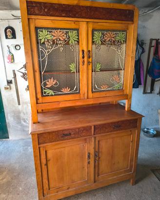 Credenza con vetrina