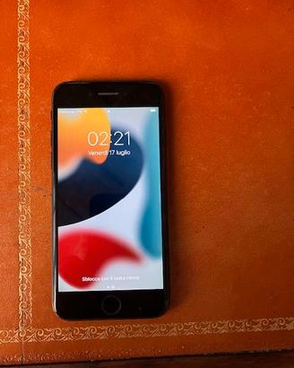 2 iPhone 7 E. 130,00