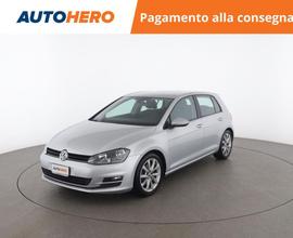 VOLKSWAGEN Golf DP21756