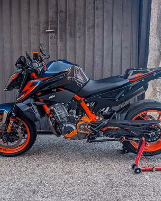 KTM Duke 890r