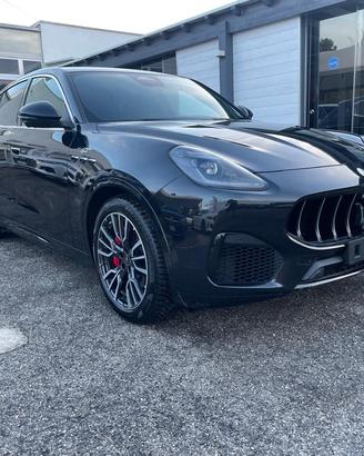 MASERATI 2.0 MHEV 300 CV GT SOLO 10.000 KM!!!