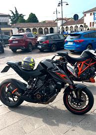 KTM  superduke 1290 R