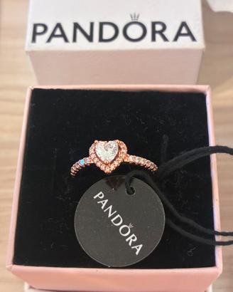 Anello Pandora oro rosa cuore trasparente tg 52