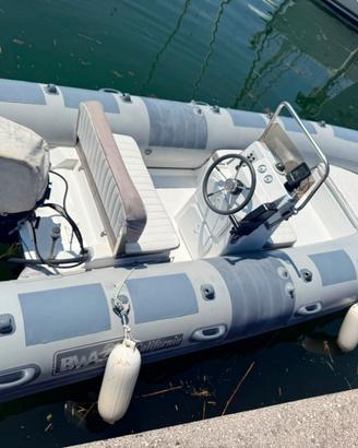 Gommone BWA 480 + Motore Johnson 40 hp NO PATENTE