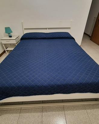 Letto, comò e comodino IKEA