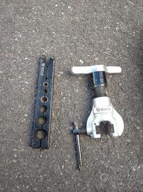 cartellatrice/flangiatrice wigam a 810