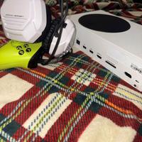 🎮 Xbox Series S + Controller + Cuffie Gaming
