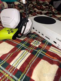🎮 Xbox Series S + Controller + Cuffie Gaming