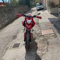 Ducati Hypermotard 796 A2